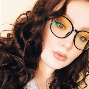 Meet your Posher, Shelby